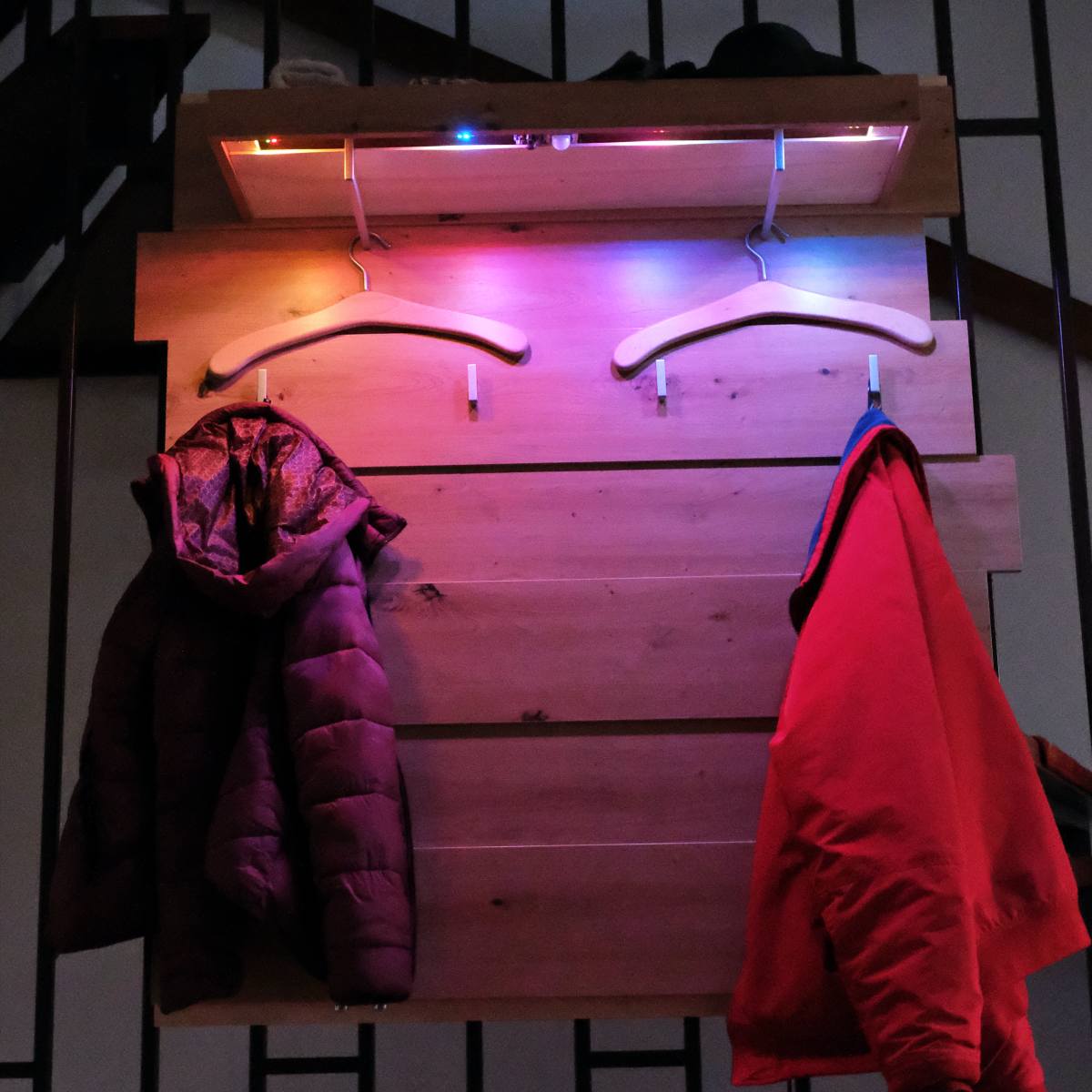 Beleuchtungsautomatik in Garderobe